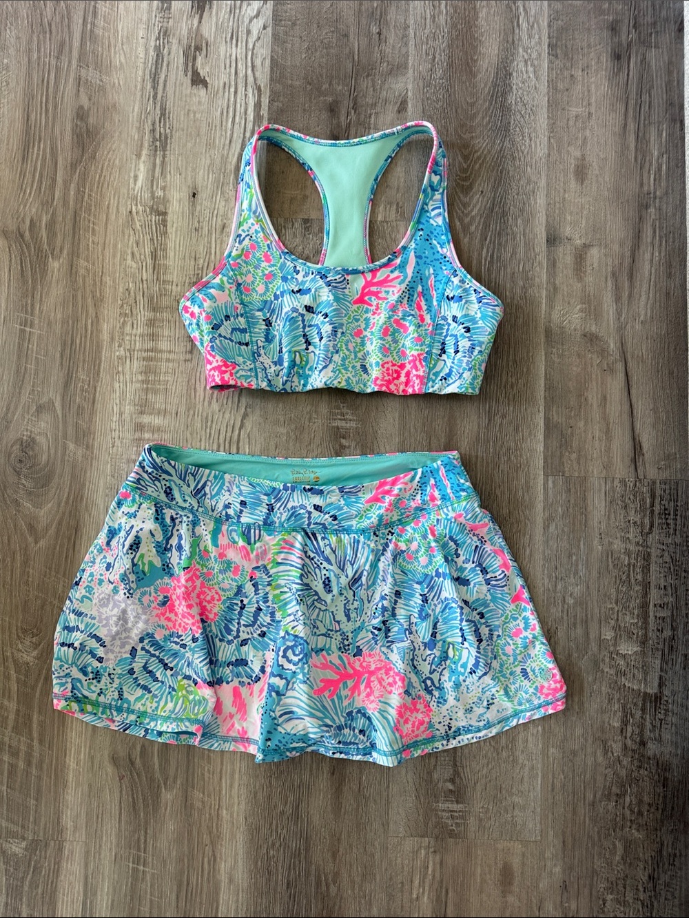 Lilly Pulitzer large  Sports Bra & Skort Set